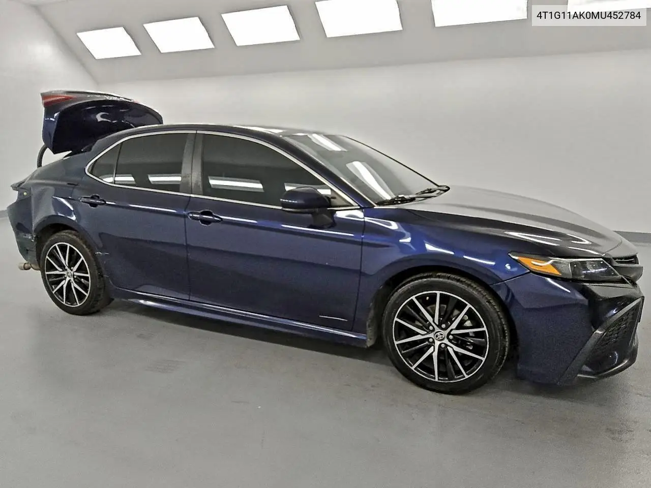 4T1G11AK0MU452784 2021 Toyota Camry Se