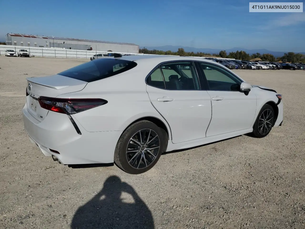 4T1G11AK9NU015030 2022 Toyota Camry Se