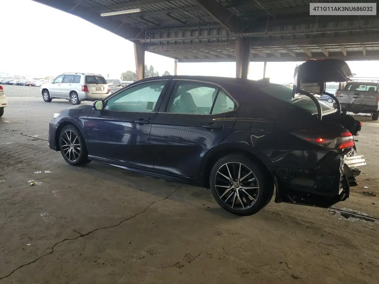 4T1G11AK3NU686032 2022 Toyota Camry Se