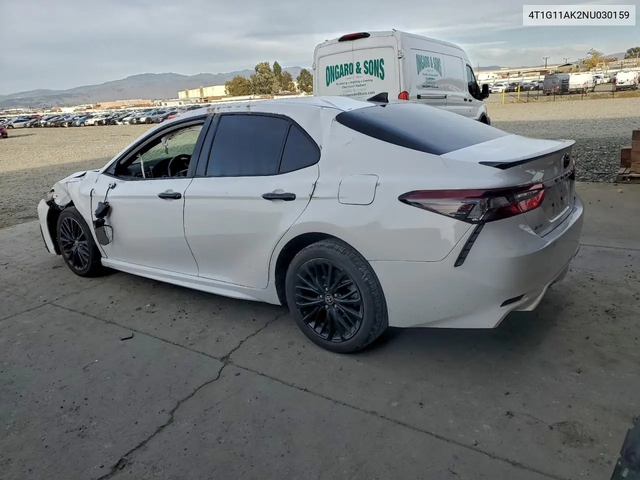 4T1G11AK2NU030159 2022 Toyota Camry Se