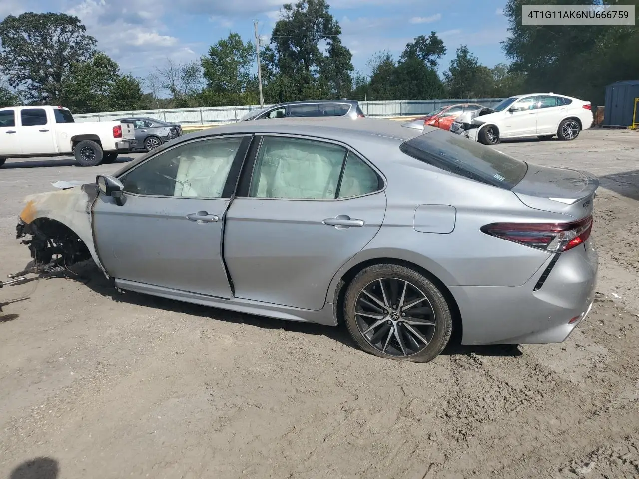 4T1G11AK6NU666759 2022 Toyota Camry Se