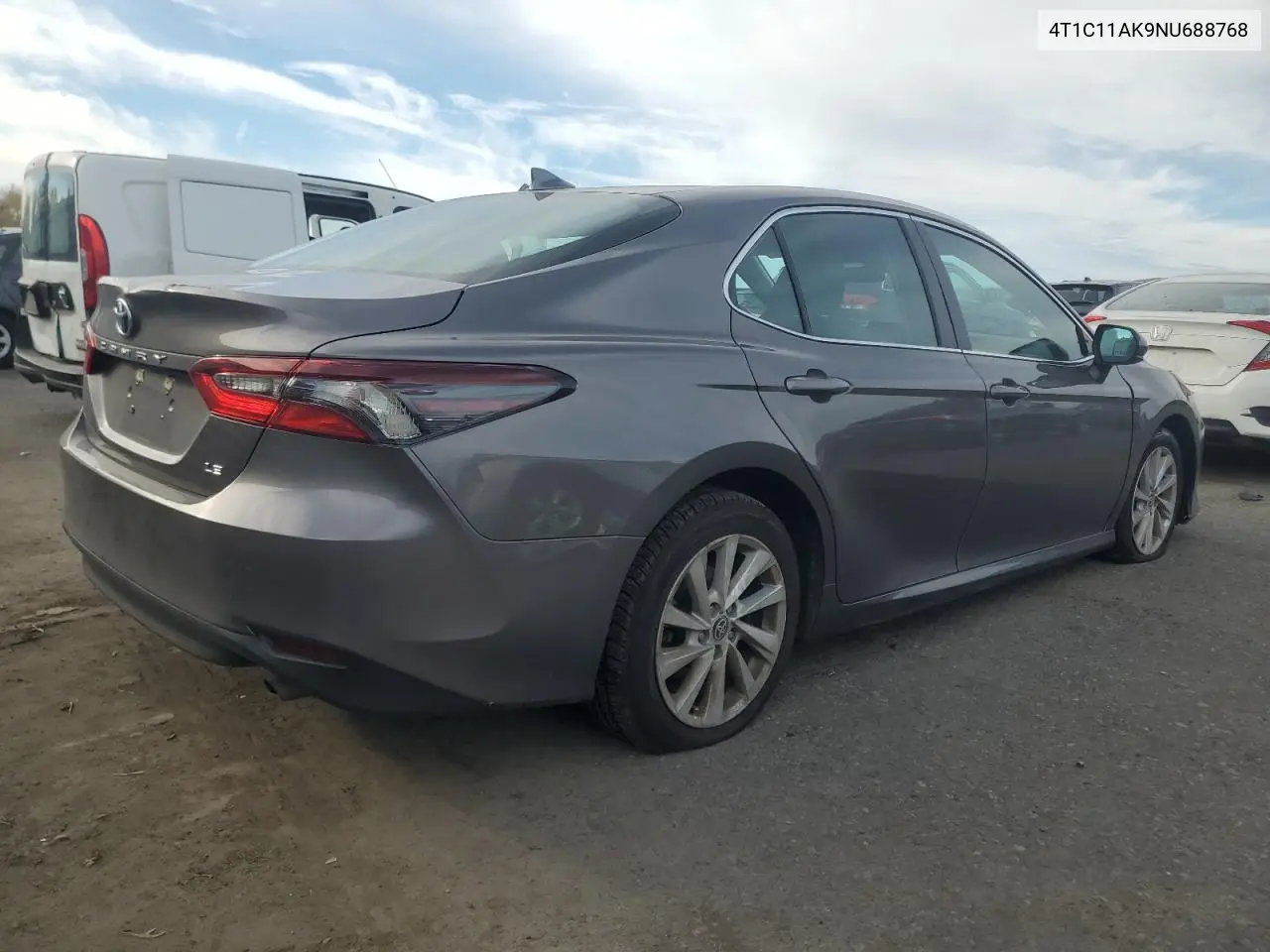 4T1C11AK9NU688768 2022 Toyota Camry Le