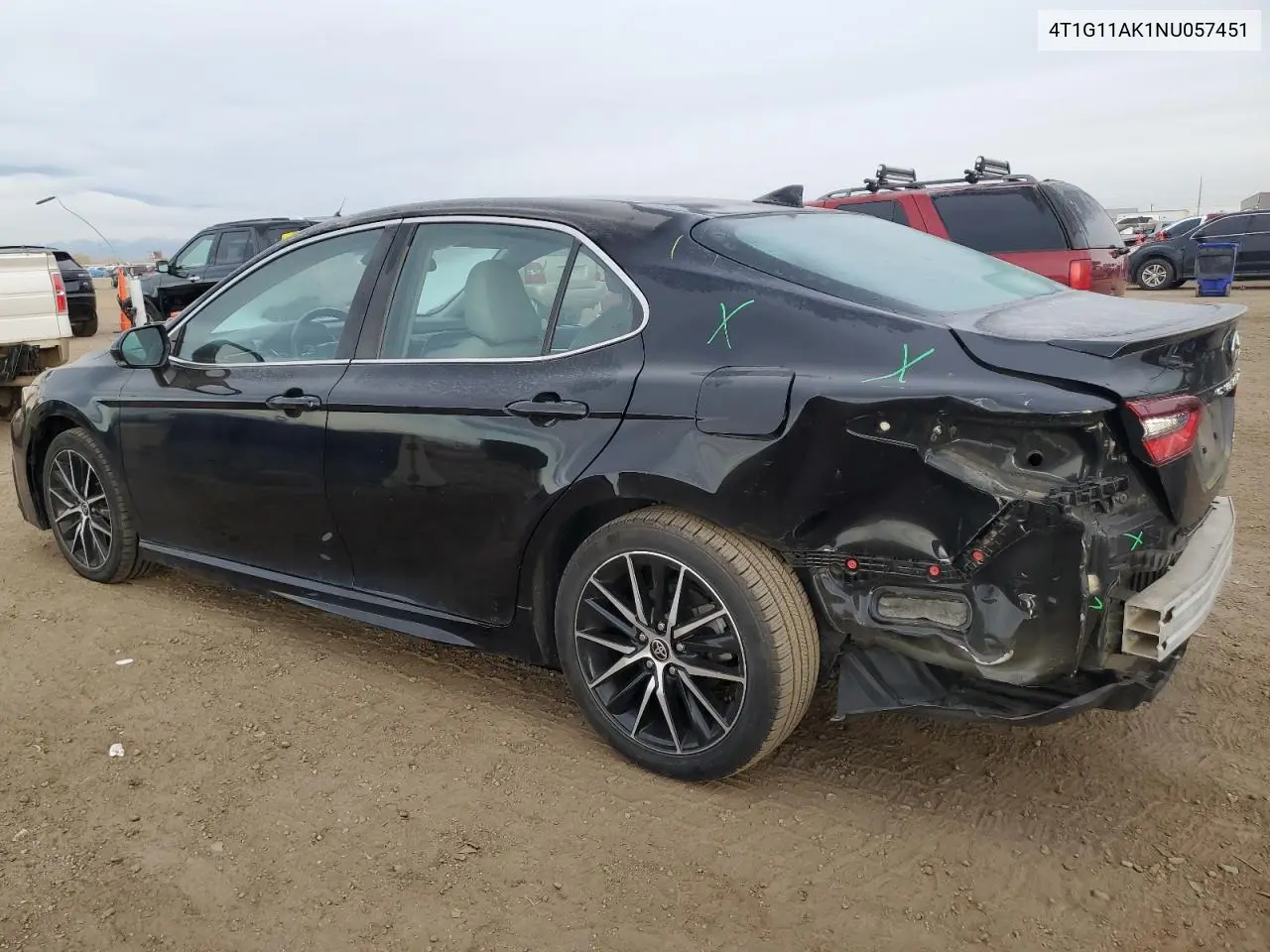 4T1G11AK1NU057451 2022 Toyota Camry Se