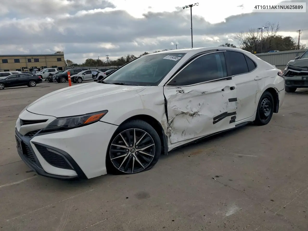4T1G11AK1NU625889 2022 Toyota Camry Se