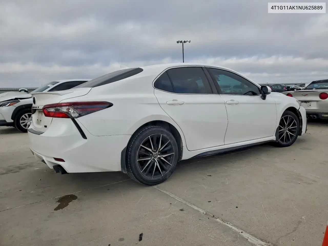 4T1G11AK1NU625889 2022 Toyota Camry Se