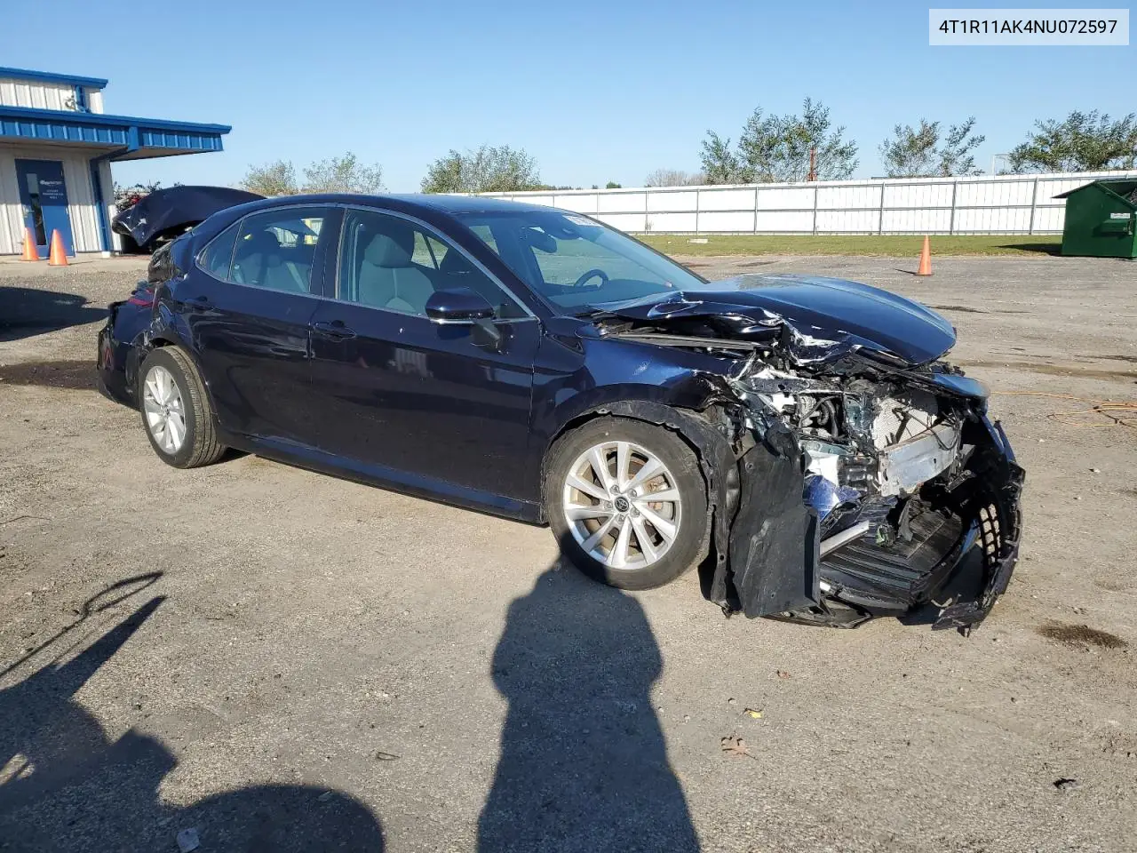 4T1R11AK4NU072597 2022 Toyota Camry Le