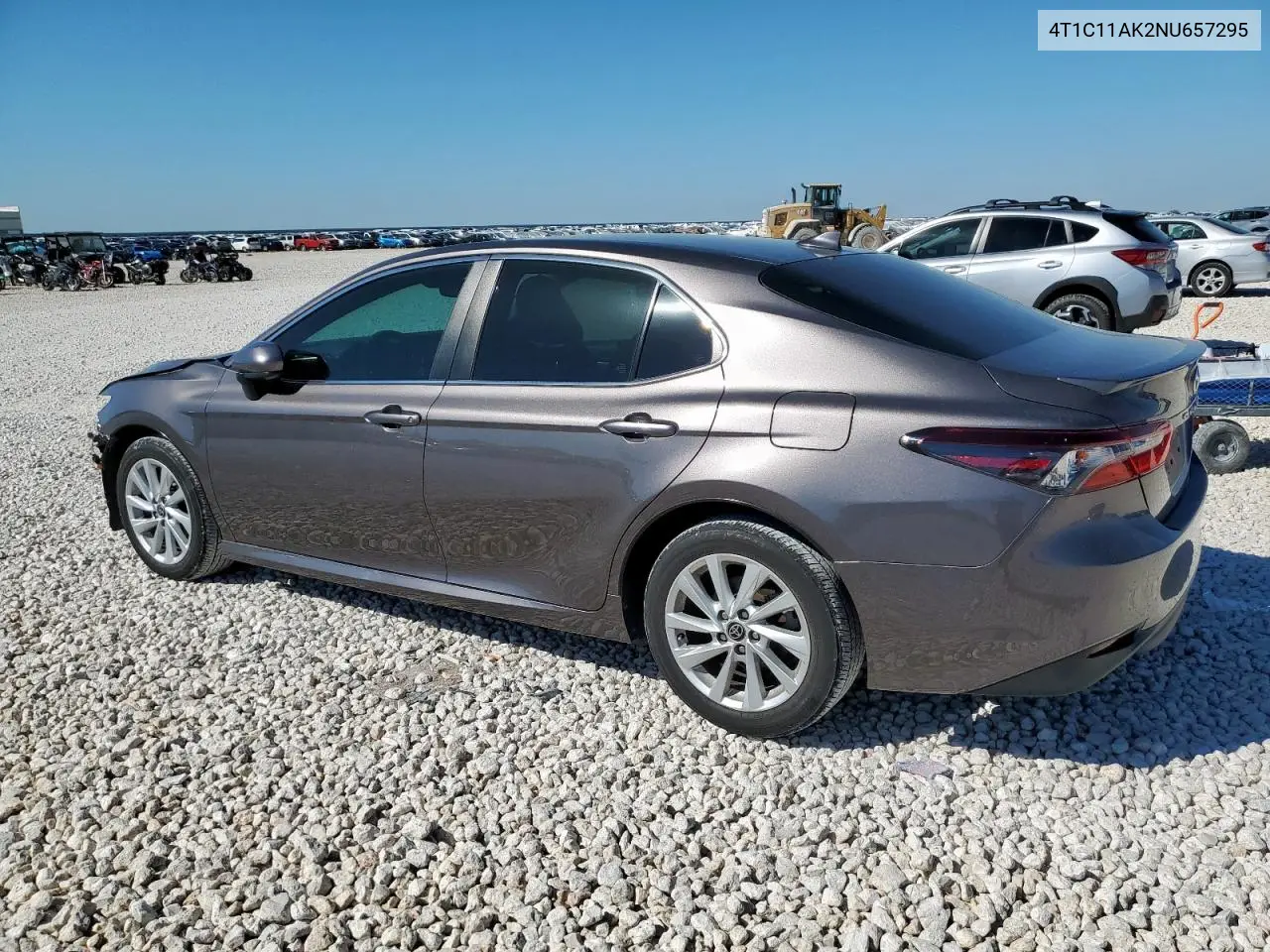 4T1C11AK2NU657295 2022 Toyota Camry Le
