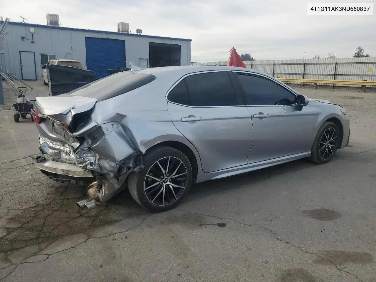 4T1G11AK3NU660837 2022 Toyota Camry Se