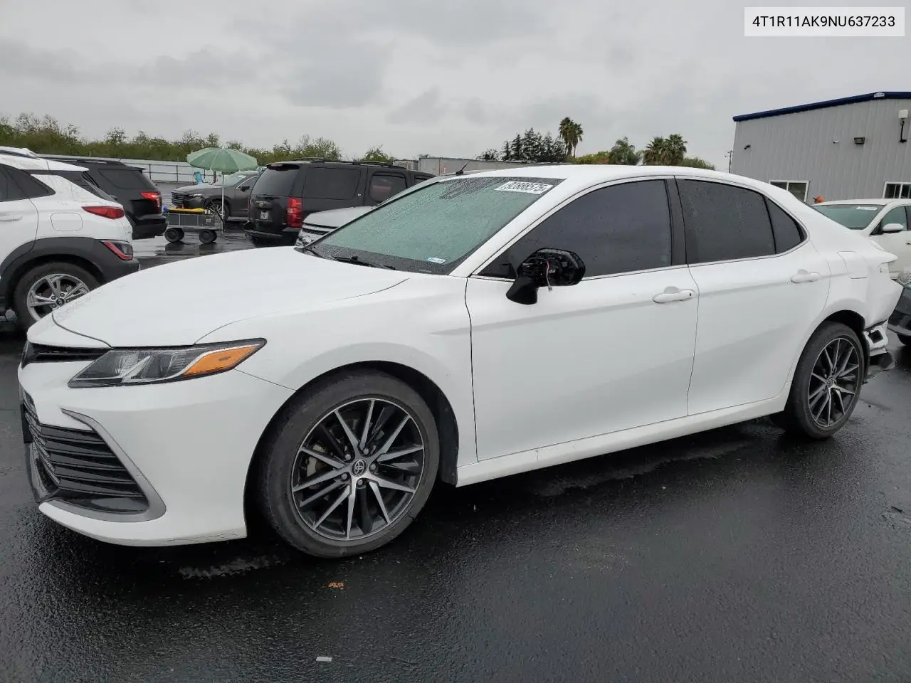 4T1R11AK9NU637233 2022 Toyota Camry Le