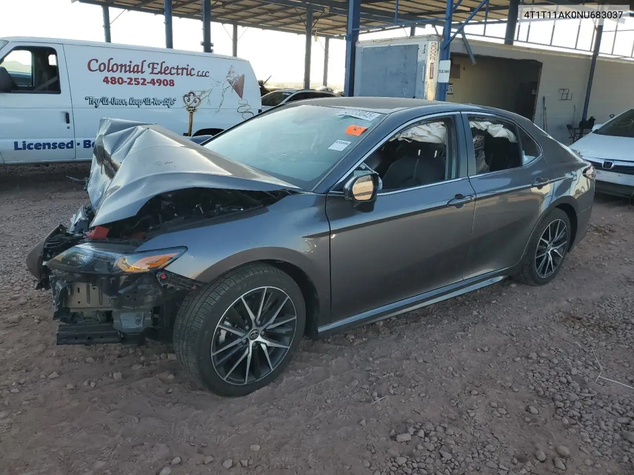 4T1T11AK0NU683037 2022 Toyota Camry Se