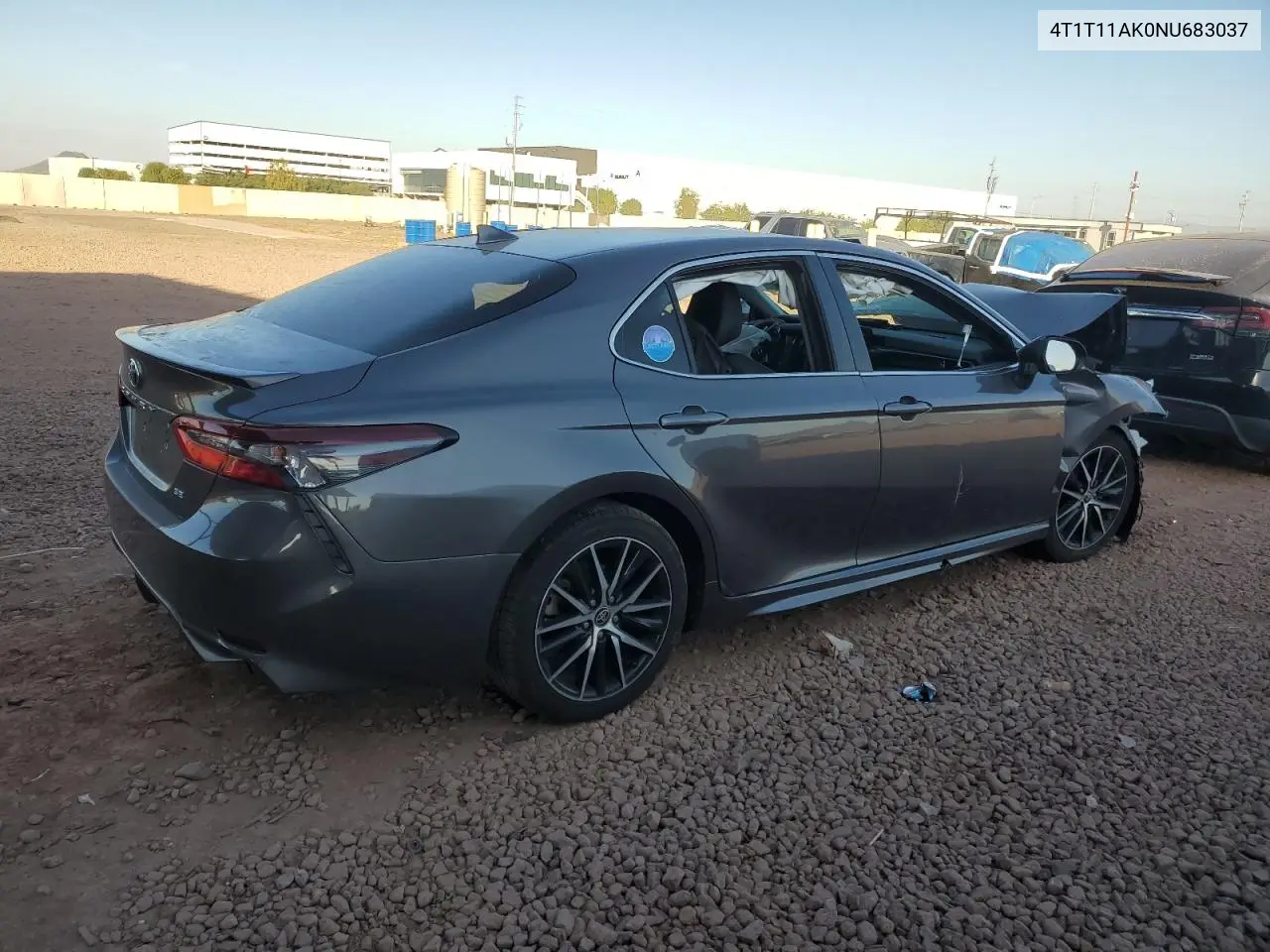 4T1T11AK0NU683037 2022 Toyota Camry Se