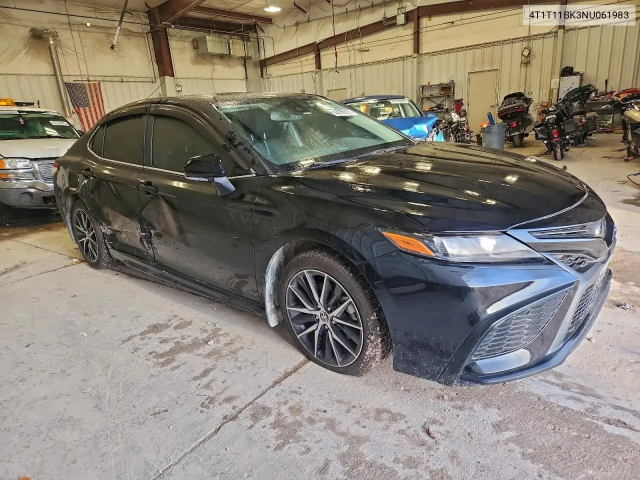 4T1T11BK3NU061983 2022 Toyota Camry Se