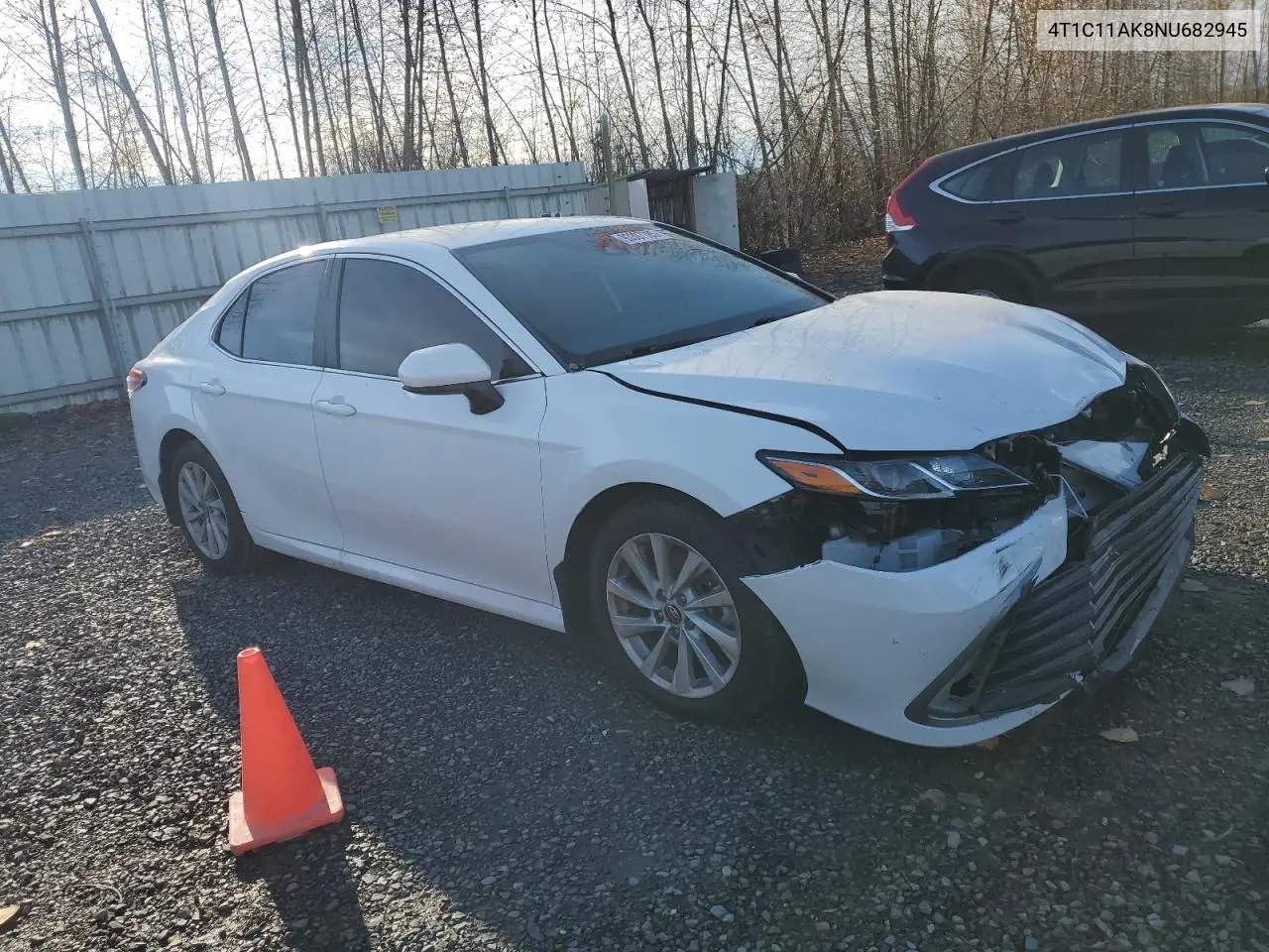 4T1C11AK8NU682945 2022 Toyota Camry Le