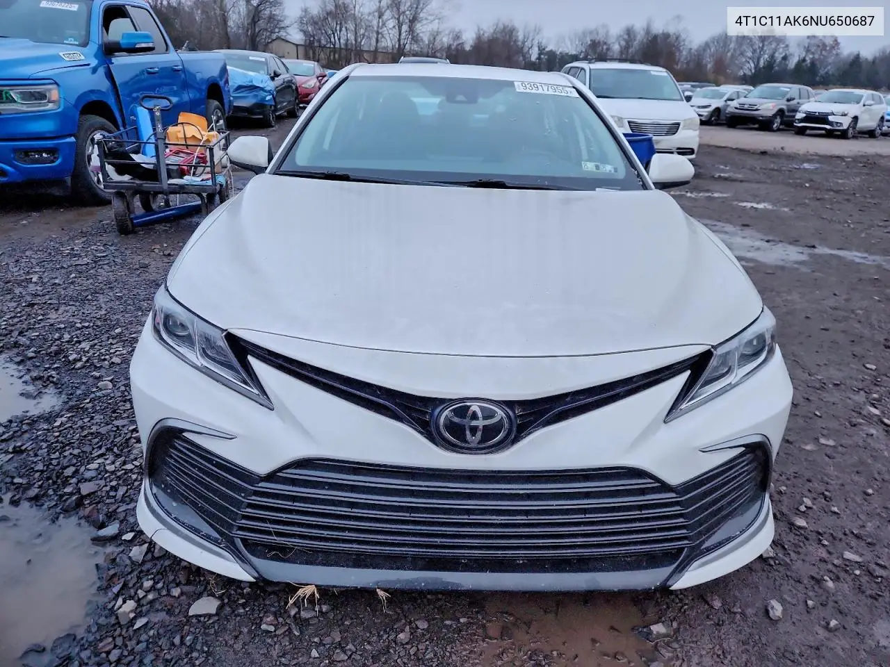 4T1C11AK6NU650687 2022 Toyota Camry Le