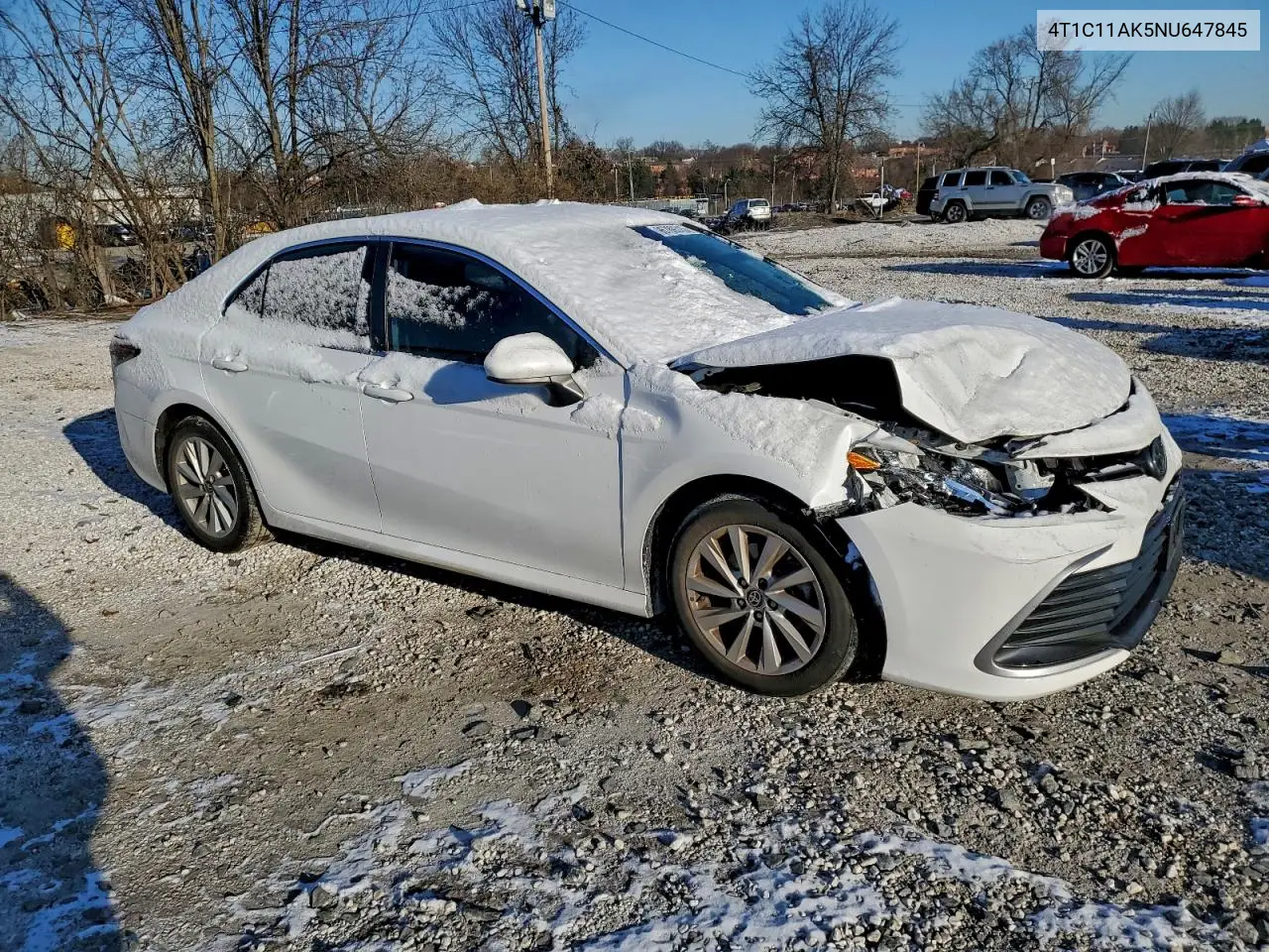 4T1C11AK5NU647845 2022 Toyota Camry Le