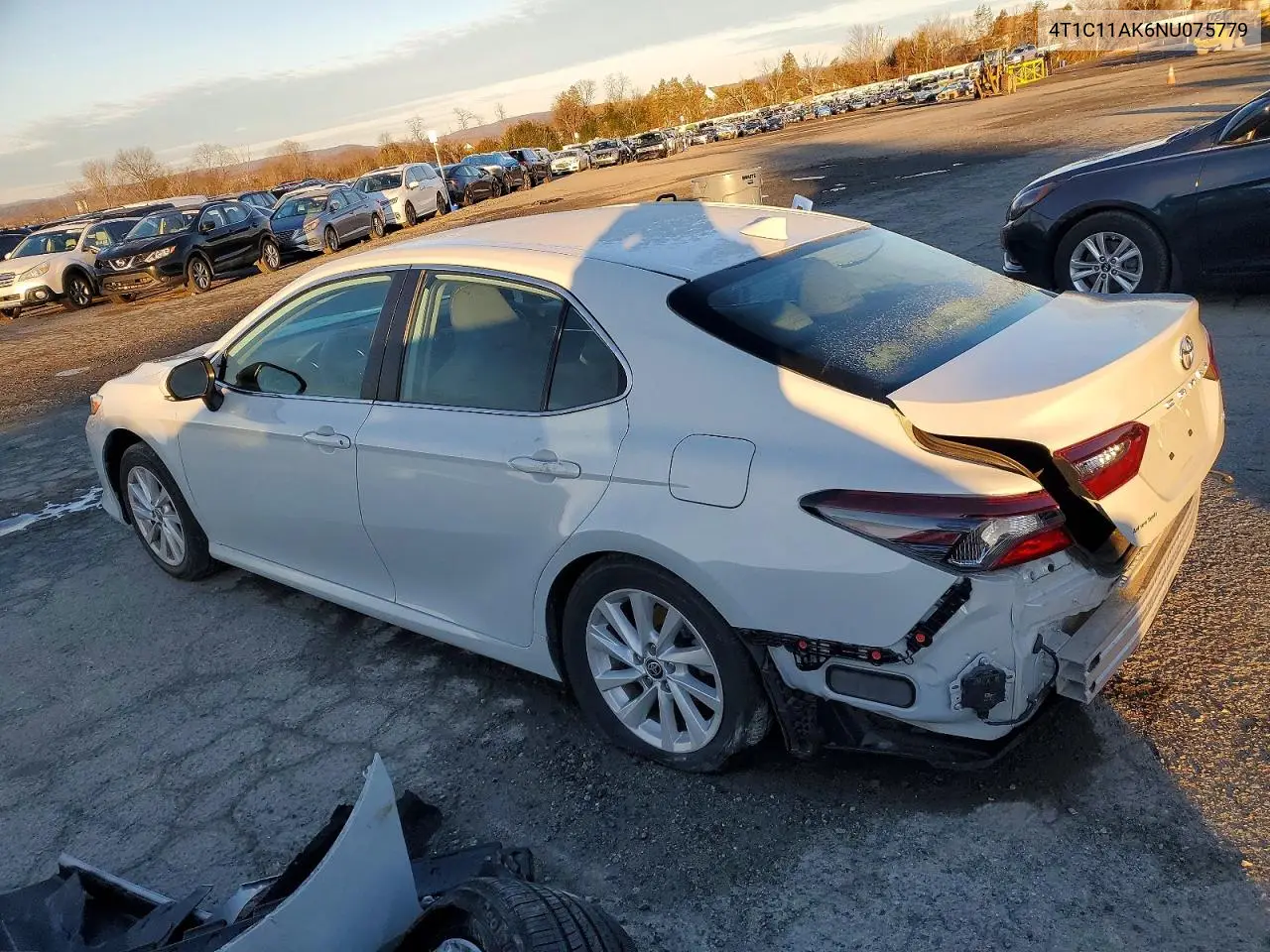 4T1C11AK6NU075779 2022 Toyota Camry Le