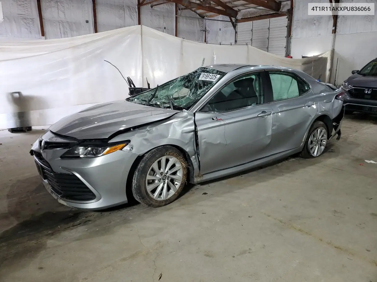4T1R11AKXPU836066 2023 Toyota Camry Le