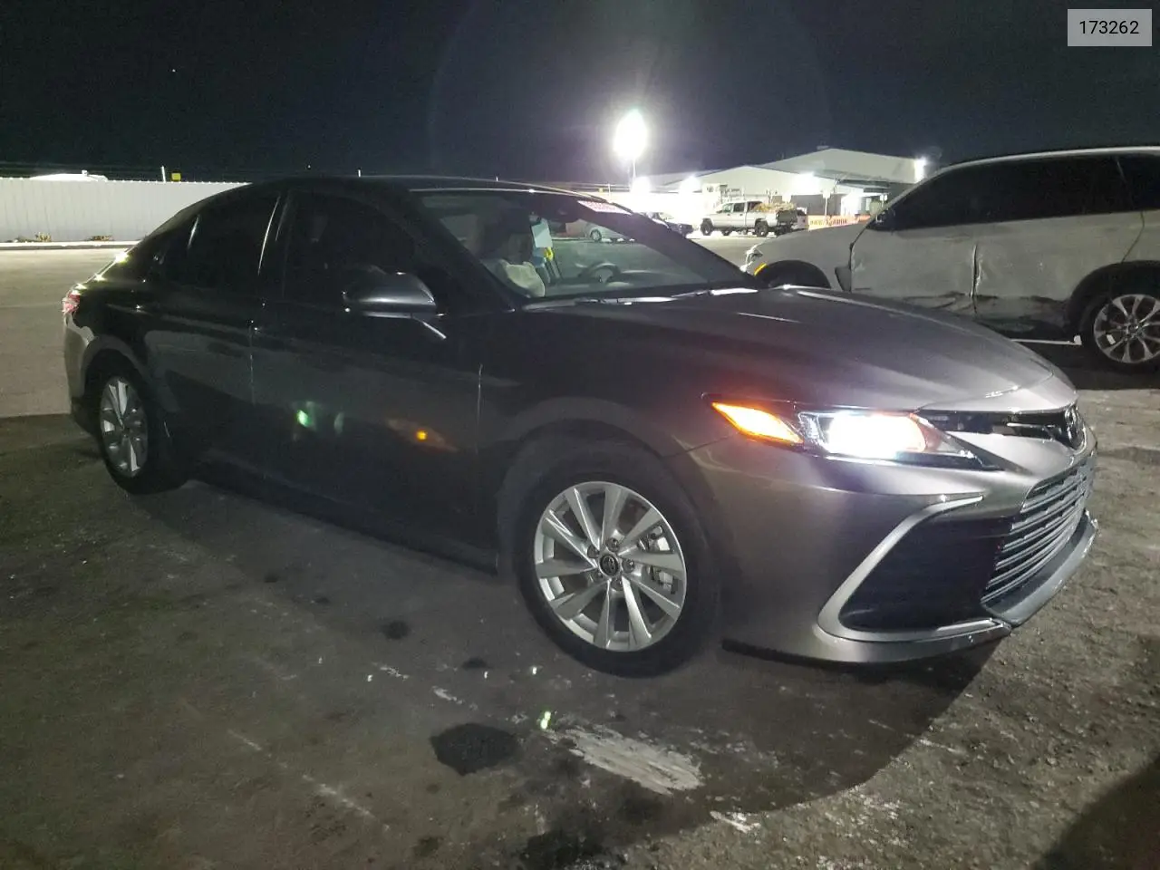 173262 2023 Toyota Camry Le