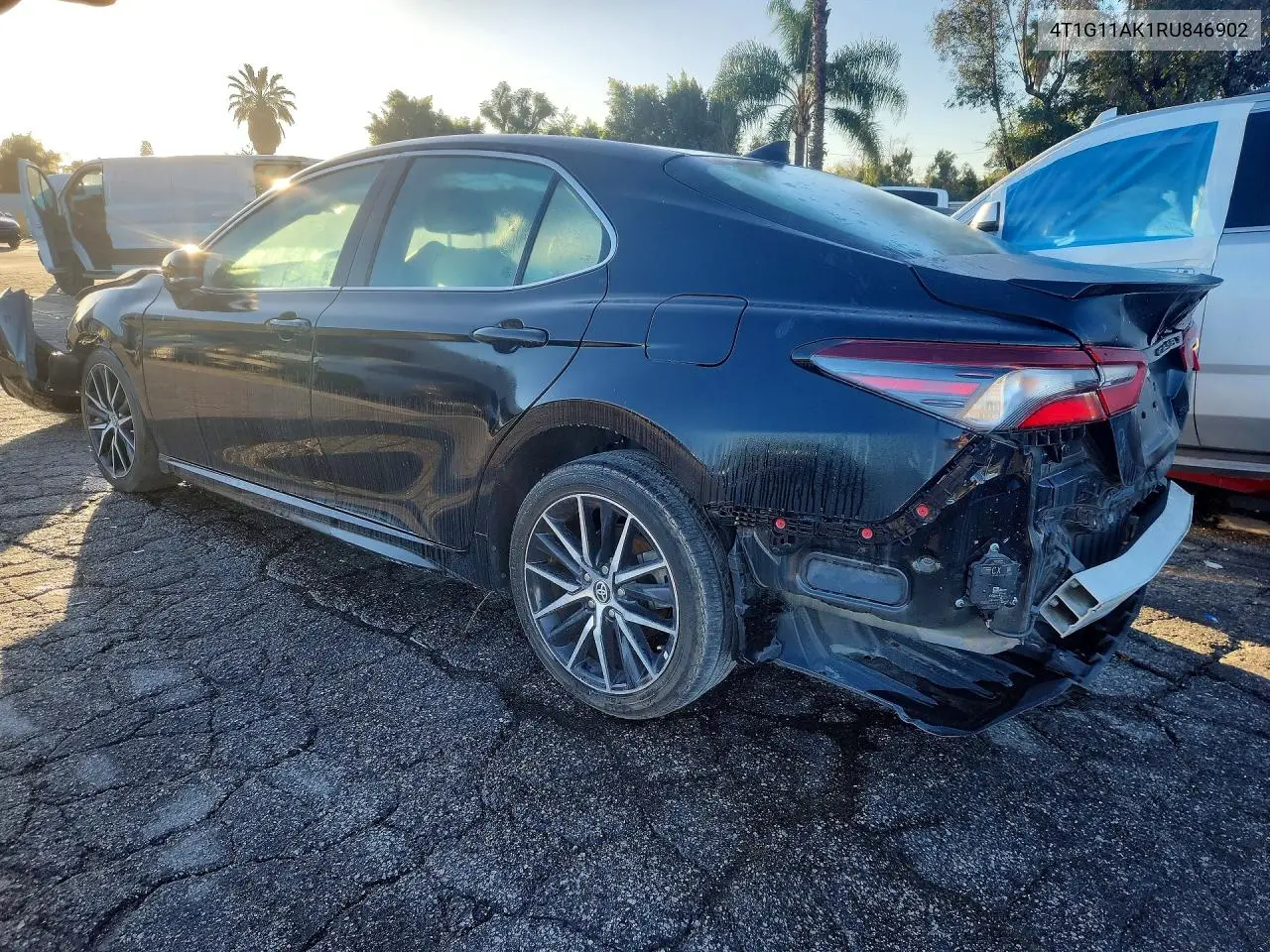 4T1G11AK1RU846902 2024 Toyota Camry Se