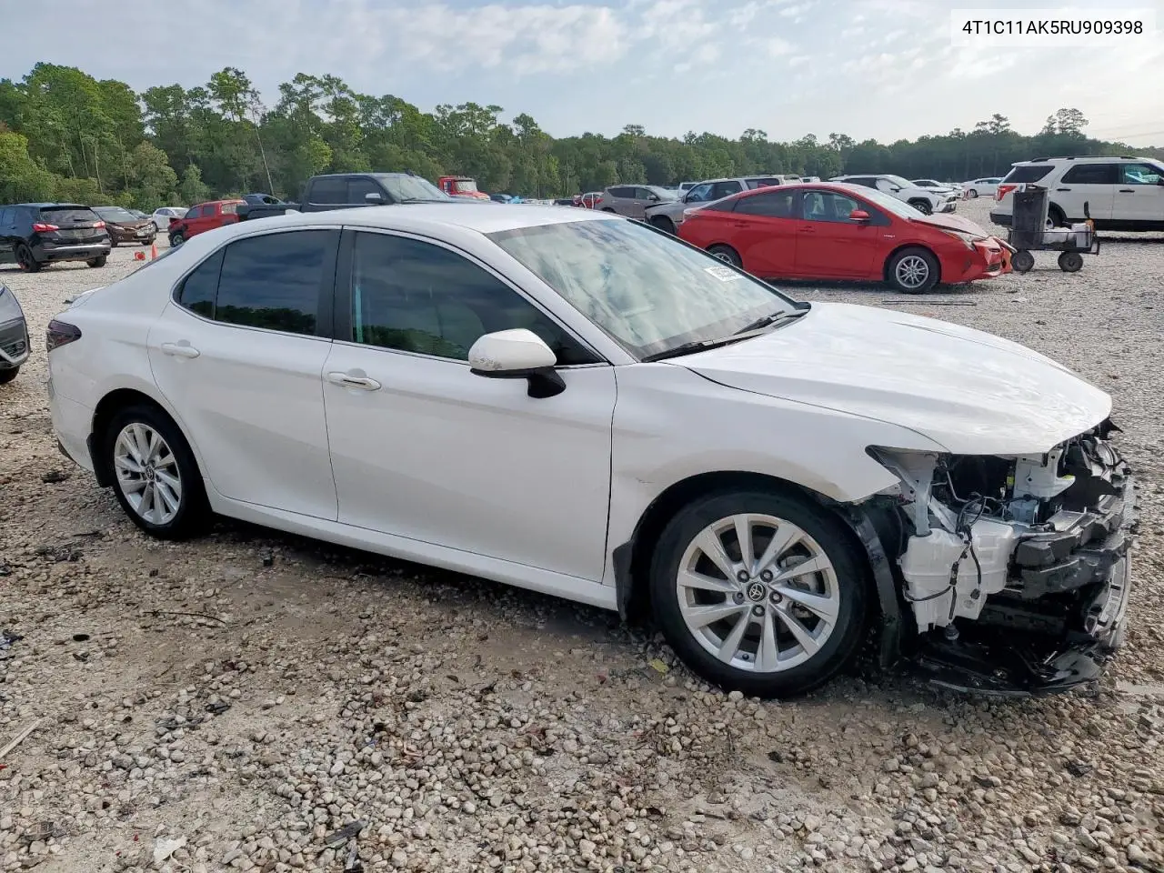 4T1C11AK5RU909398 2024 Toyota Camry Le