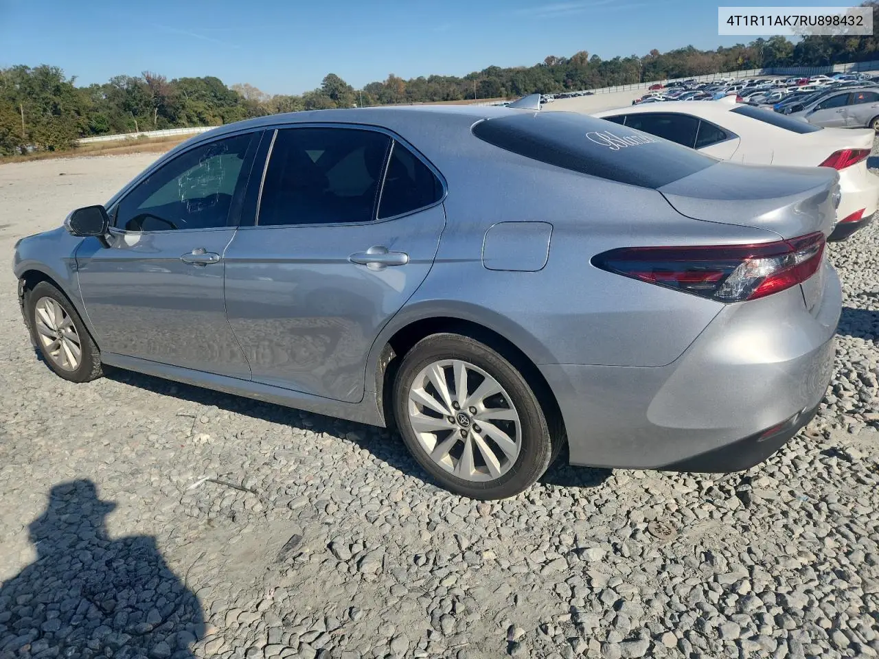 4T1R11AK7RU898432 2024 Toyota Camry Le