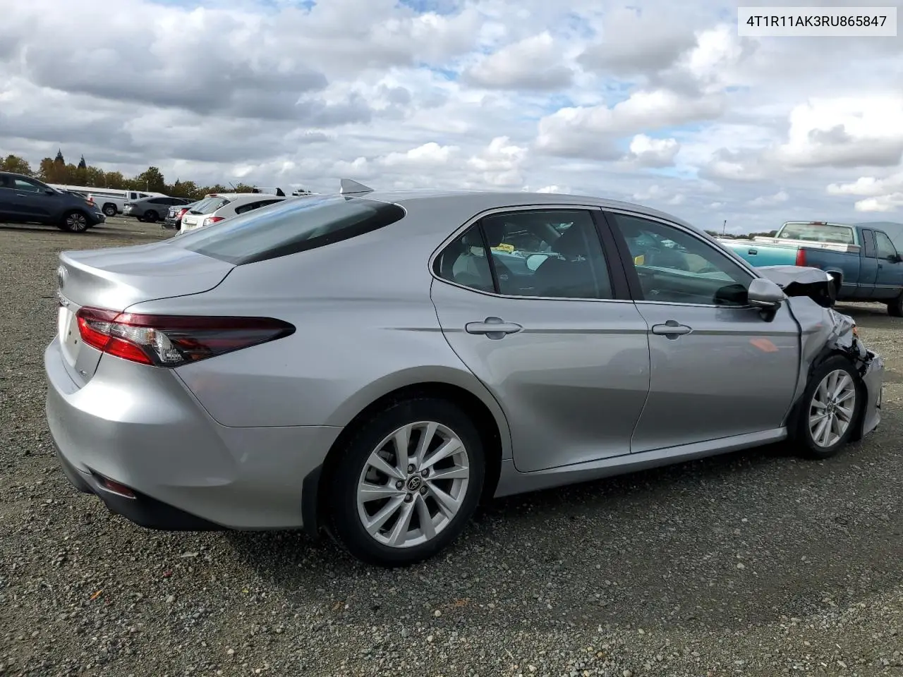 4T1R11AK3RU865847 2024 Toyota Camry Le