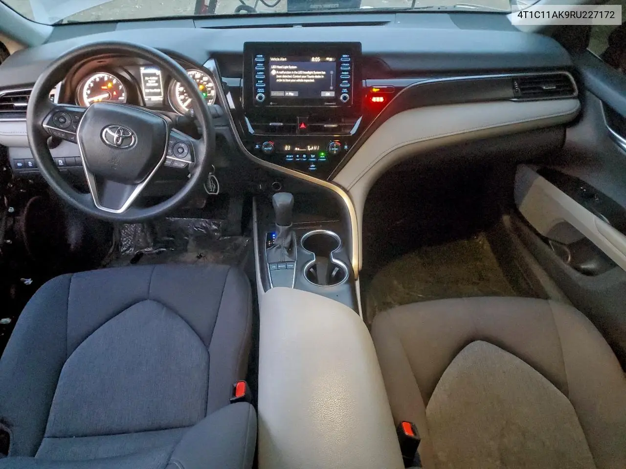4T1C11AK9RU227172 2024 Toyota Camry Le