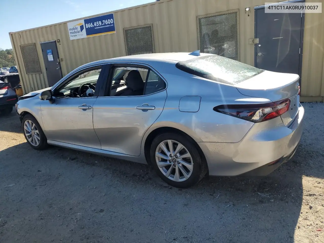 4T1C11AK0RU910037 2024 Toyota Camry Le