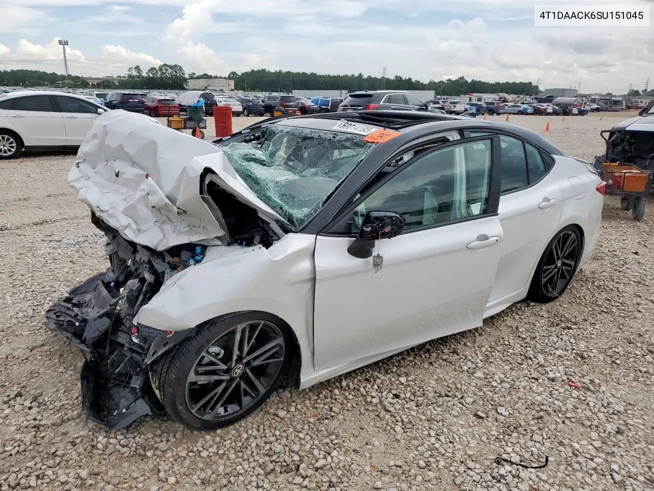 4T1DAACK6SU151045 2025 Toyota Camry Xse
