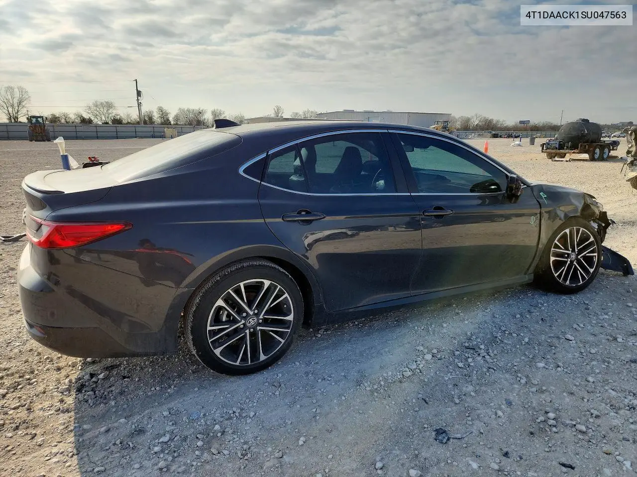 4T1DAACK1SU047563 2025 Toyota Camry