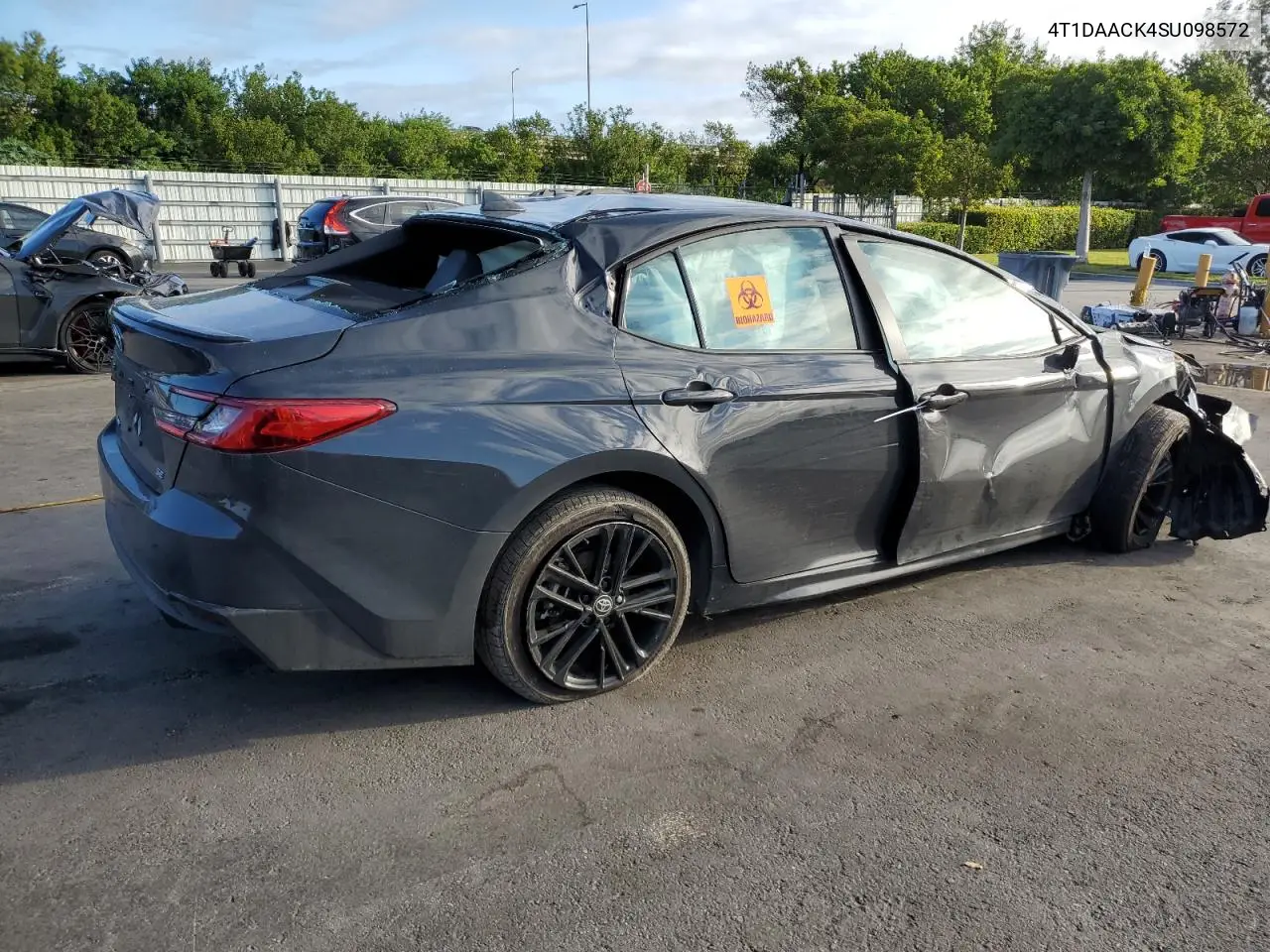 4T1DAACK4SU098572 2025 Toyota Camry Xse