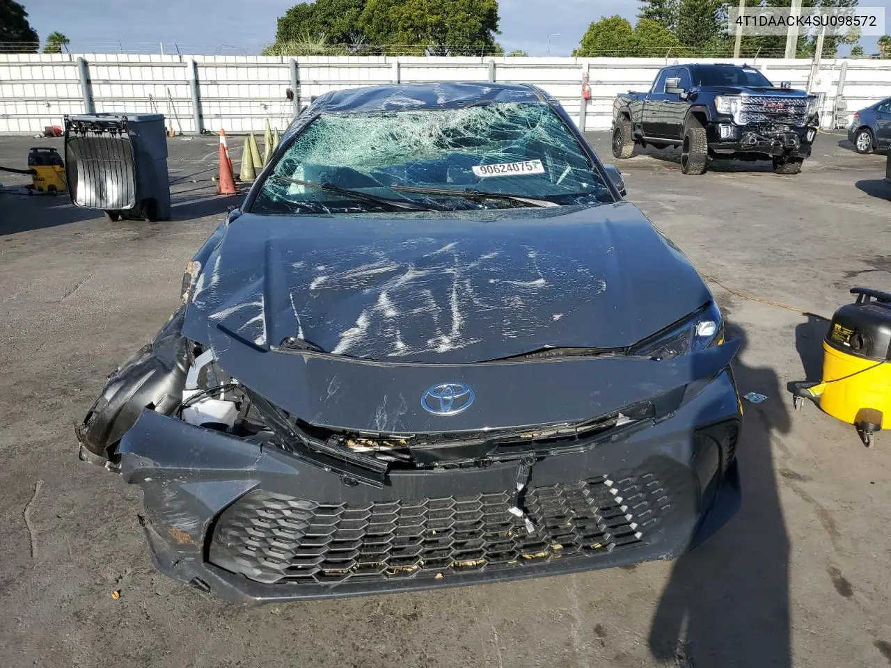4T1DAACK4SU098572 2025 Toyota Camry Xse