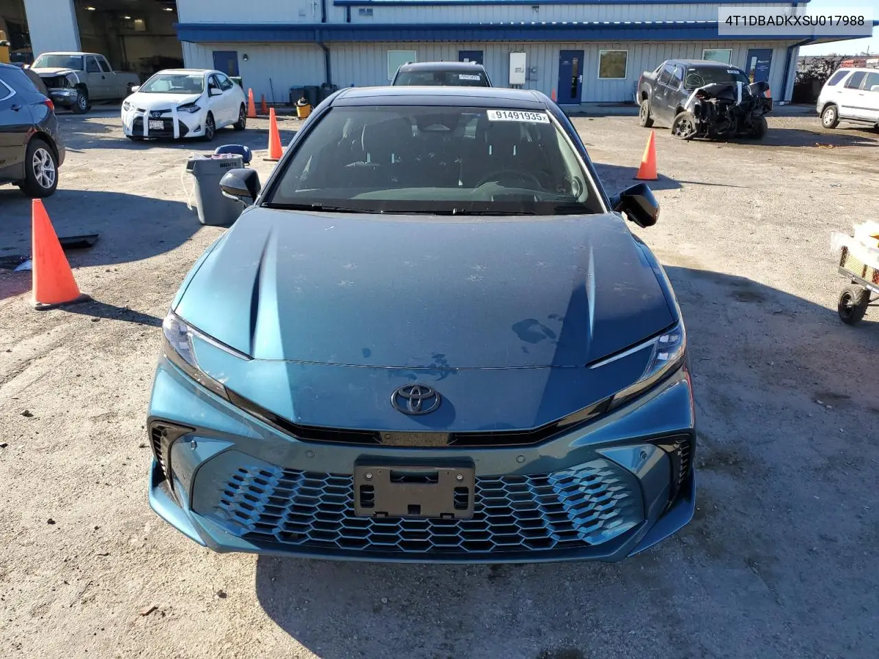 4T1DBADKXSU017988 2025 Toyota Camry Xse