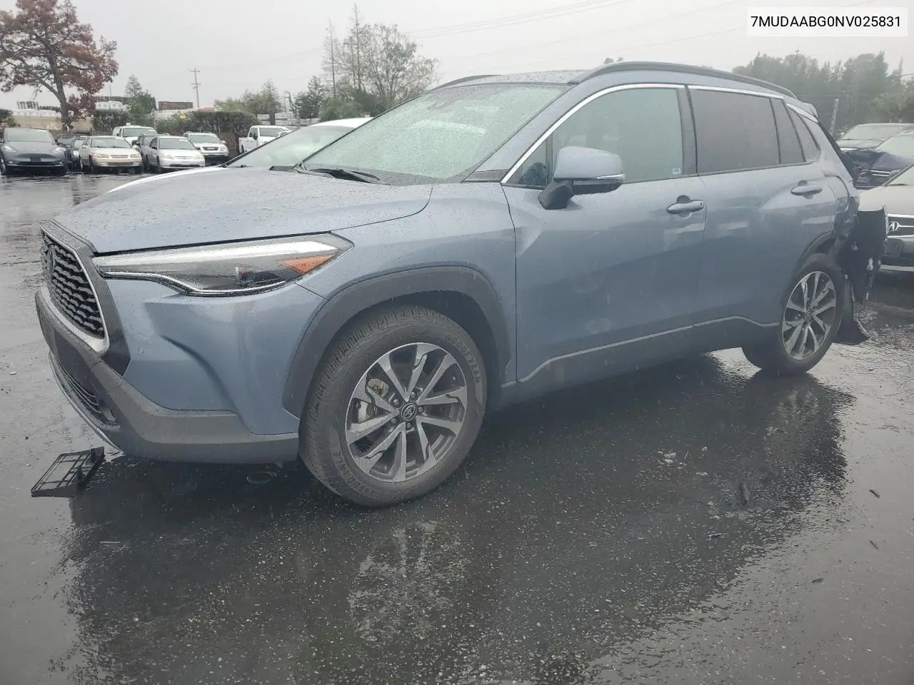 7MUDAABG0NV025831 2022 Toyota Corolla Cross Xle