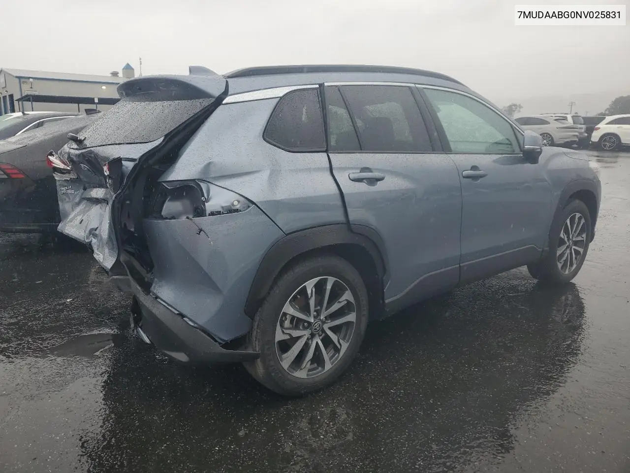 7MUDAABG0NV025831 2022 Toyota Corolla Cross Xle