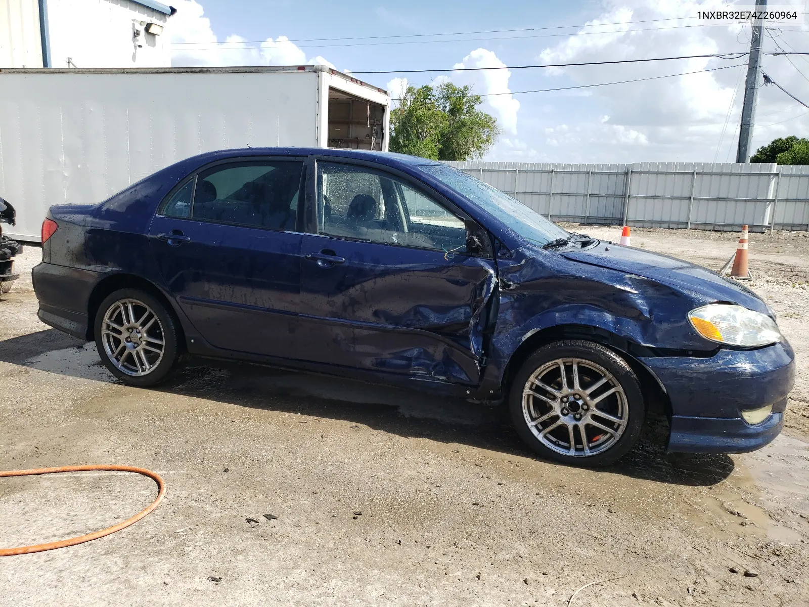 2004 Toyota Corolla Ce VIN: 1NXBR32E74Z260964 Lot: 59974844