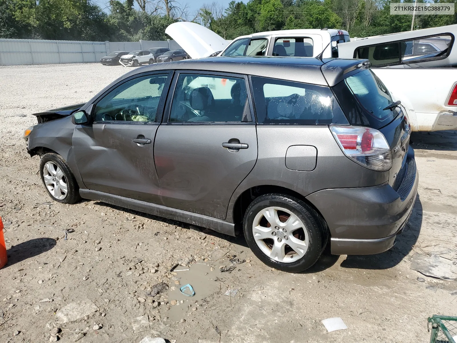 2005 Toyota Corolla Matrix Xr VIN: 2T1KR32E15C388779 Lot: 61942984