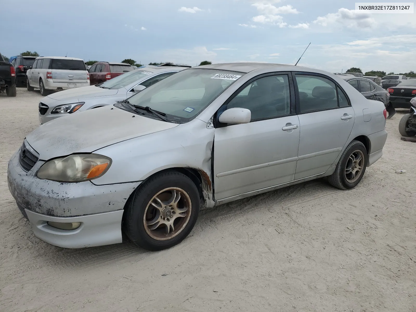 2007 Toyota Corolla Ce VIN: 1NXBR32E17Z811247 Lot: 69233484