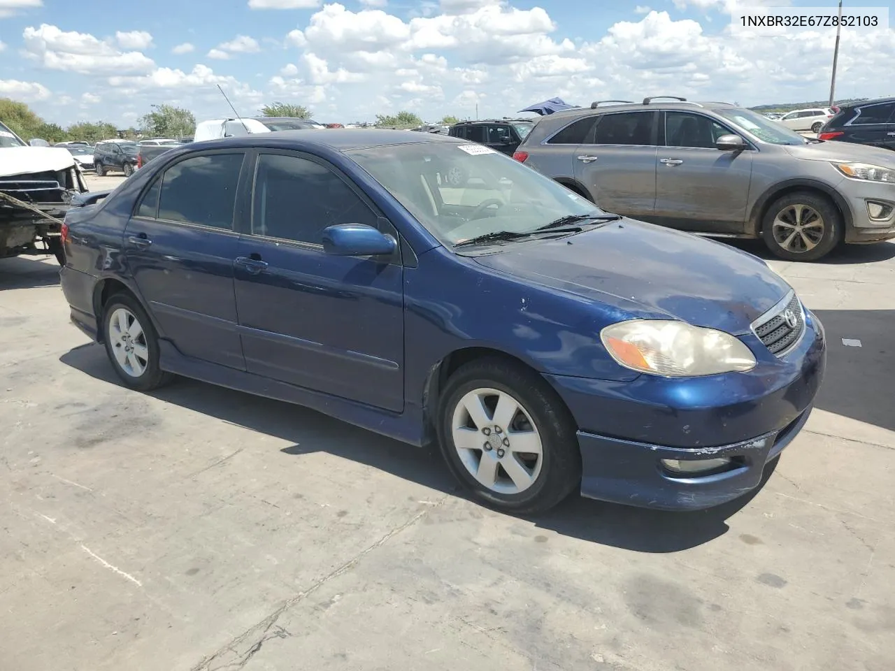 2007 Toyota Corolla Ce VIN: 1NXBR32E67Z852103 Lot: 69238654