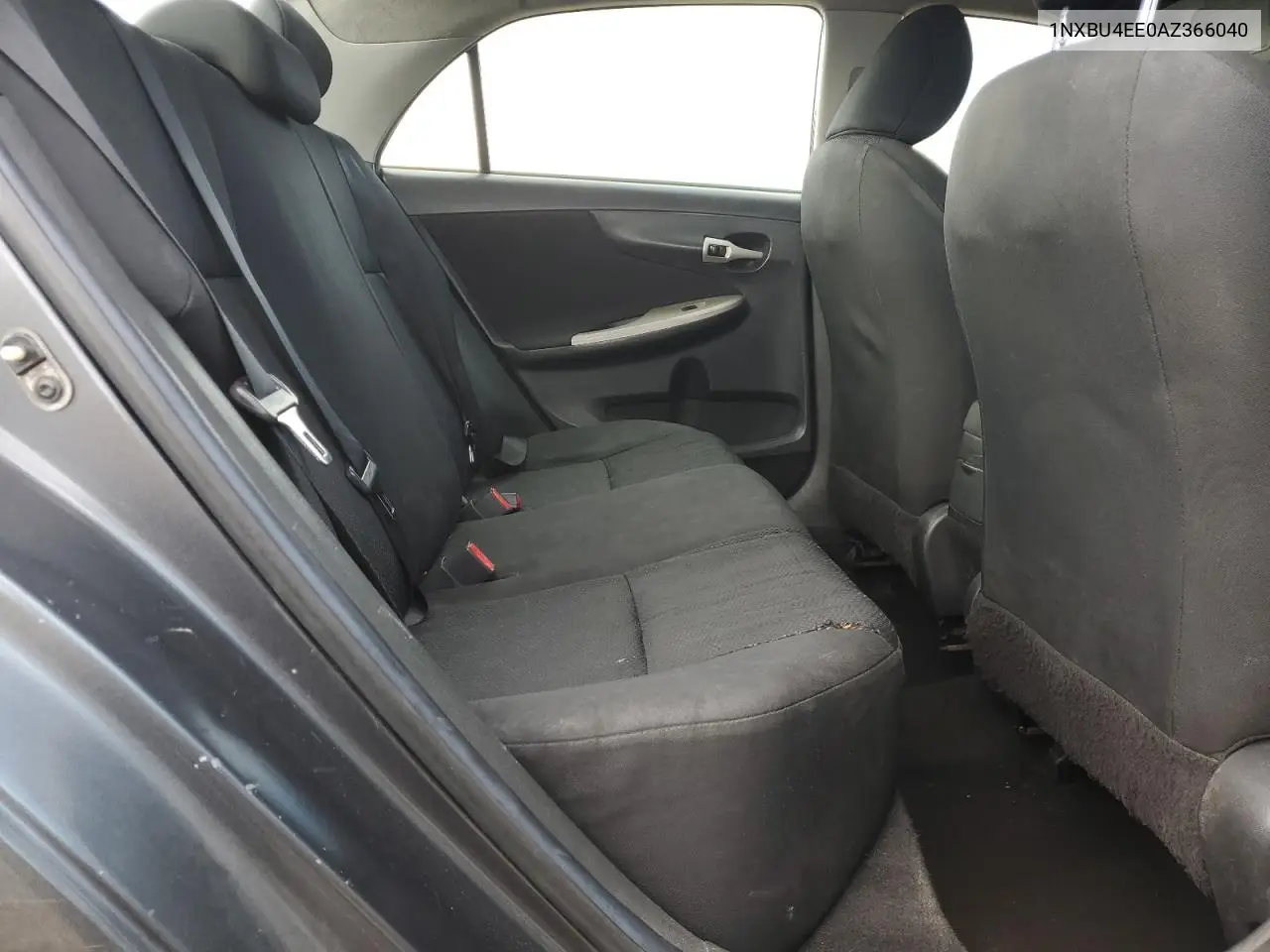 1NXBU4EE0AZ366040 2010 Toyota Corolla Base