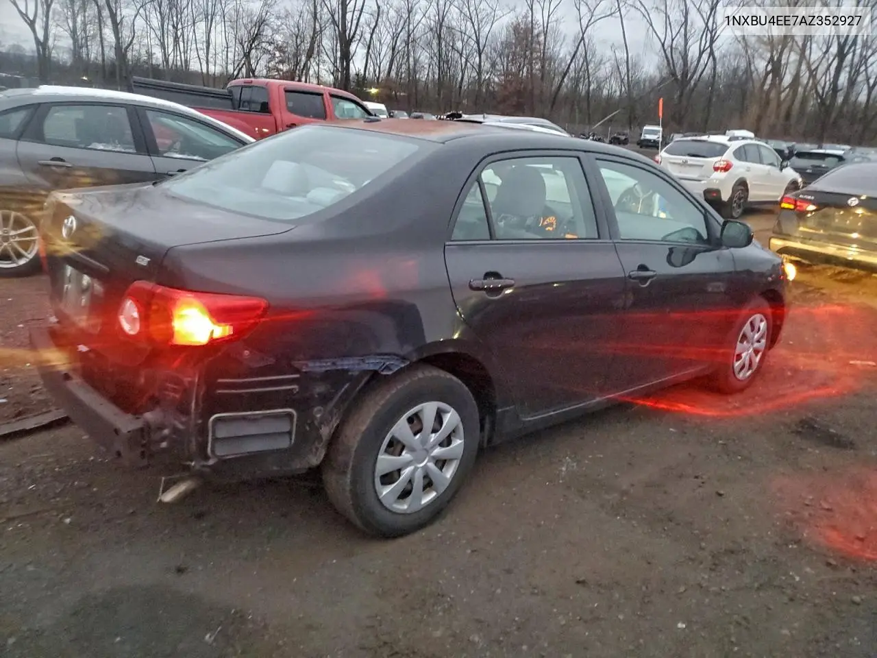 1NXBU4EE7AZ352927 2010 Toyota Corolla Base