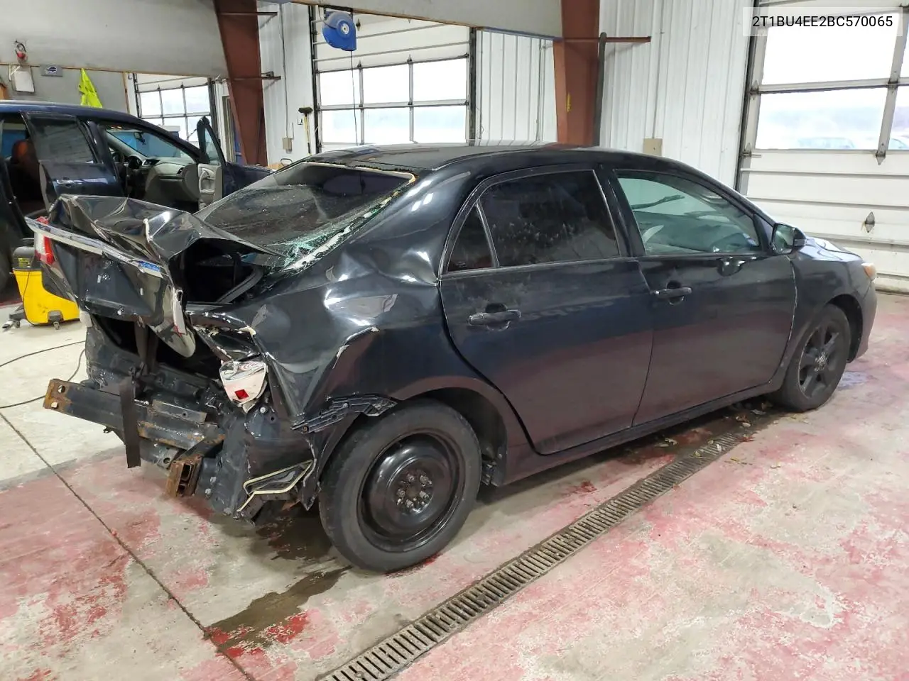 2T1BU4EE2BC570065 2011 Toyota Corolla Base