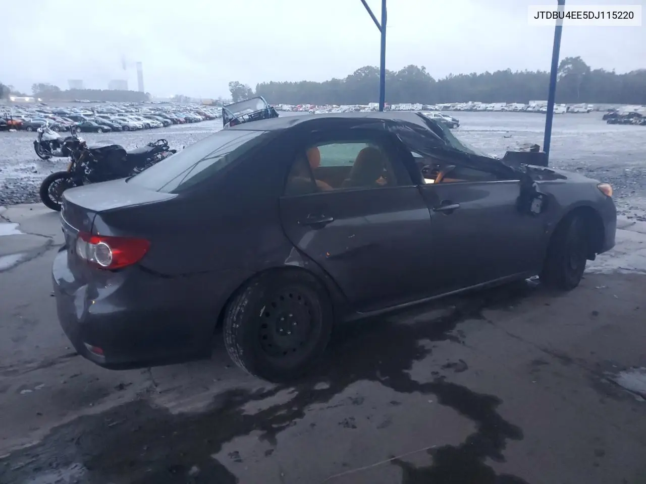 JTDBU4EE5DJ115220 2013 Toyota Corolla Base