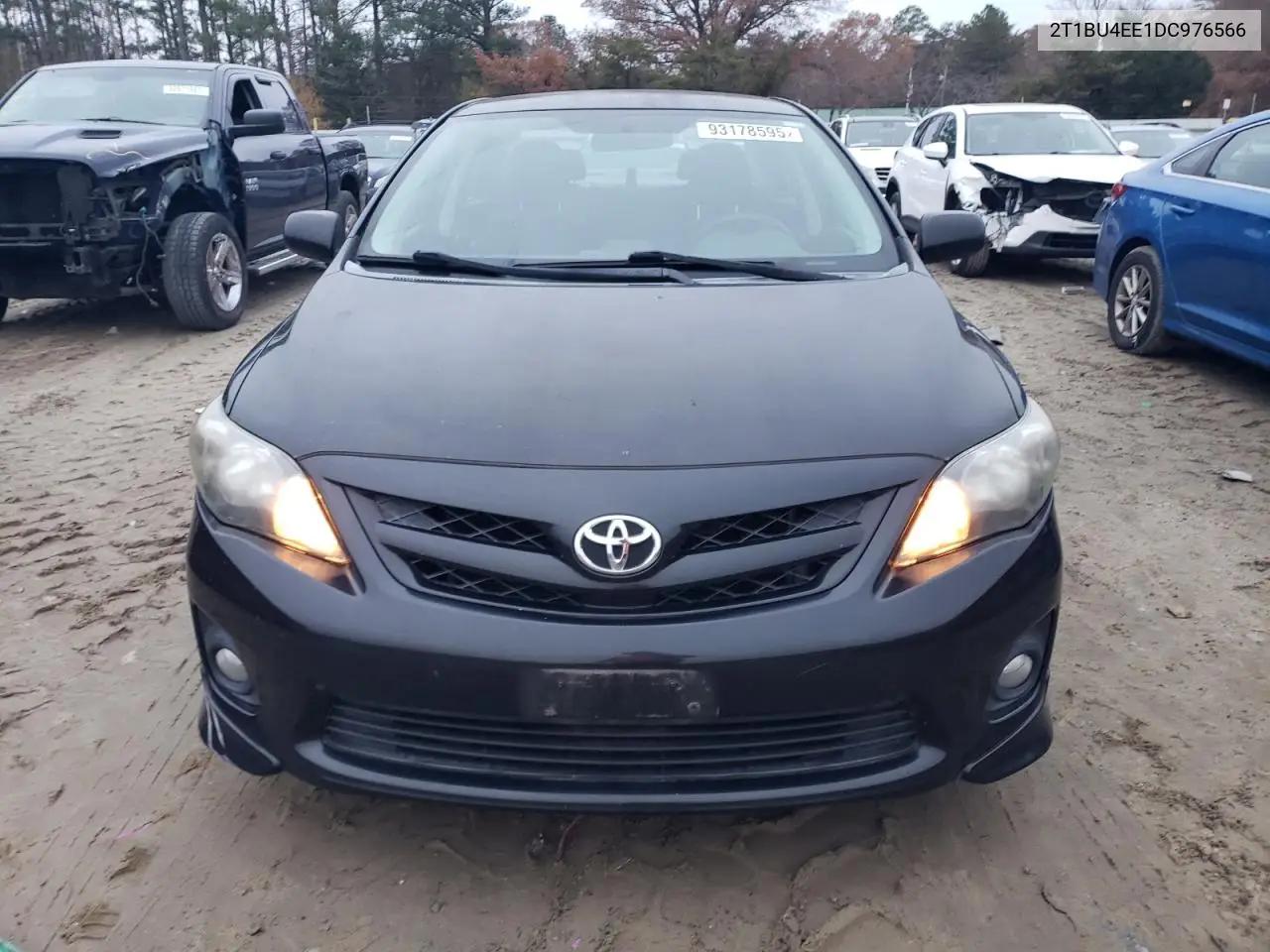 2T1BU4EE1DC976566 2013 Toyota Corolla Base