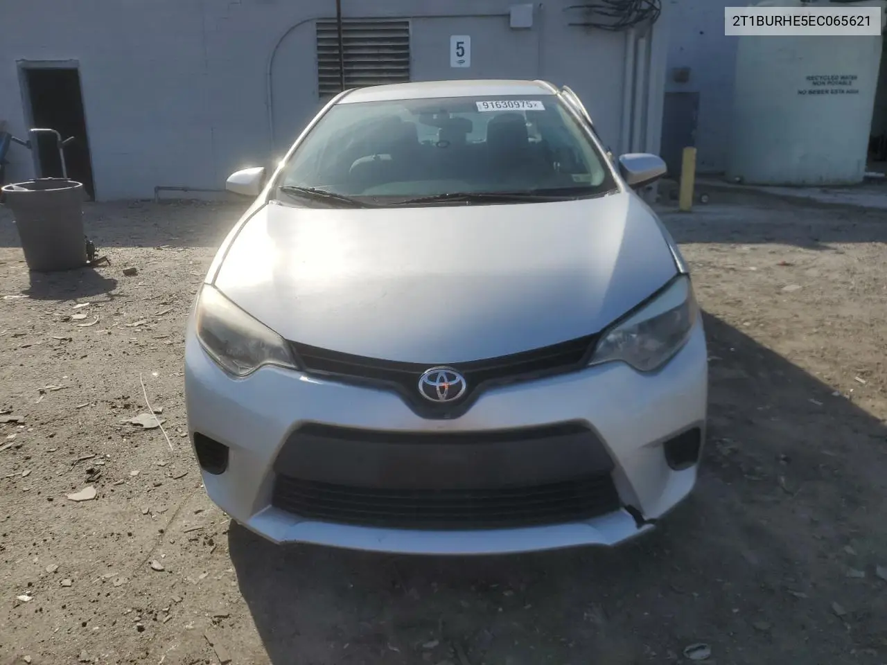 2T1BURHE5EC065621 2014 Toyota Corolla L