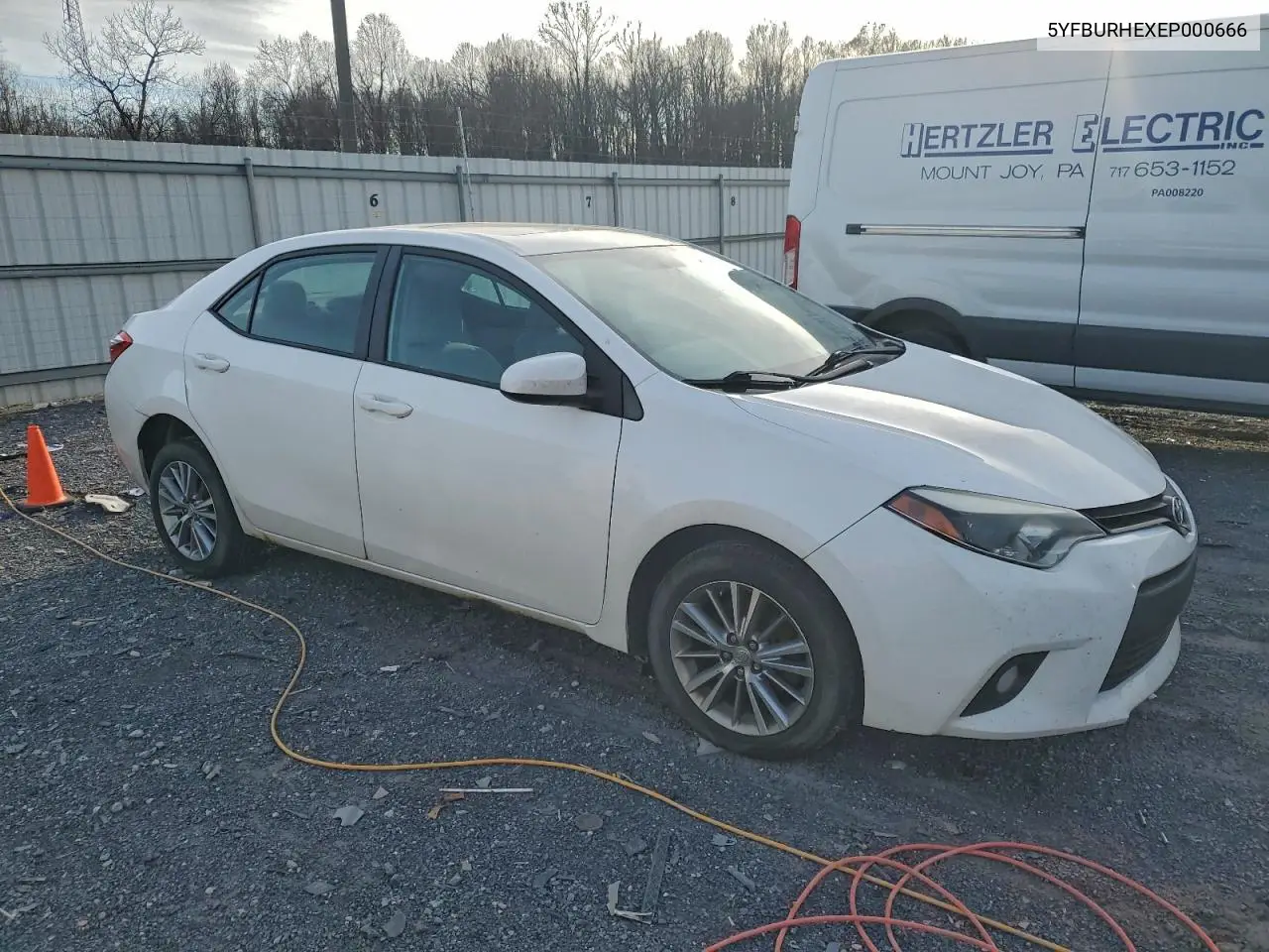 5YFBURHEXEP000666 2014 Toyota Corolla L