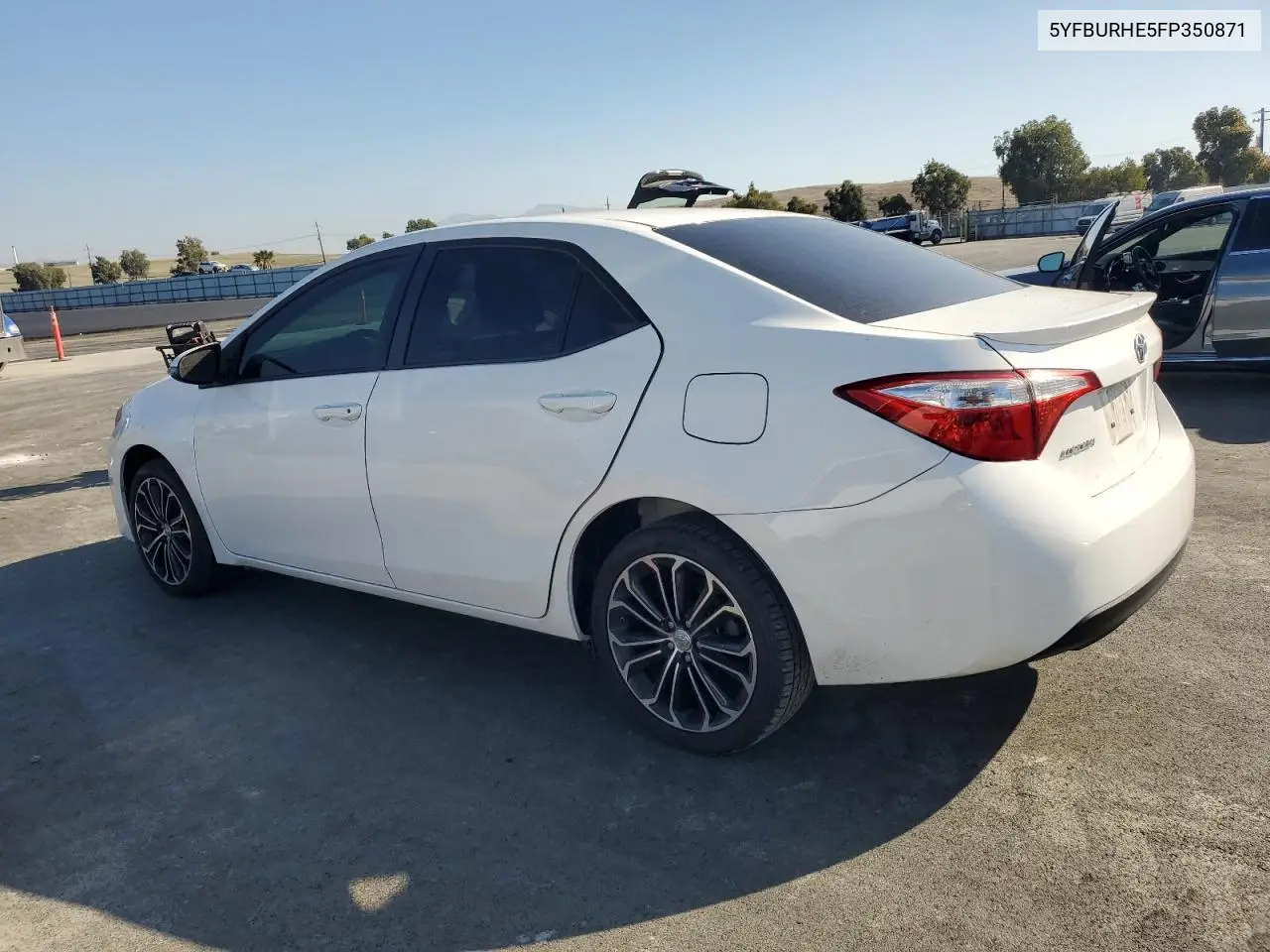 5YFBURHE5FP350871 2015 Toyota Corolla L