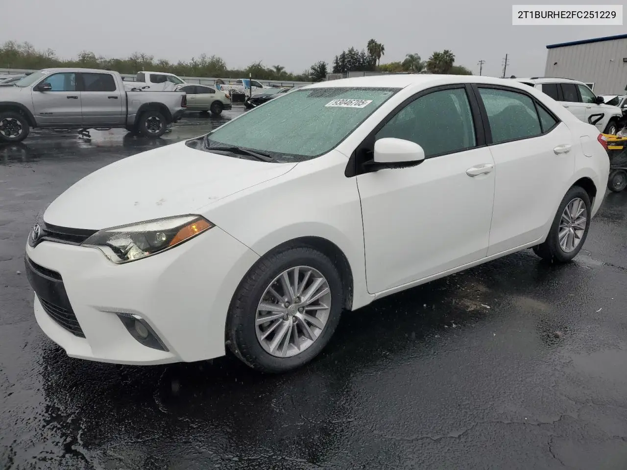 2T1BURHE2FC251229 2015 Toyota Corolla L