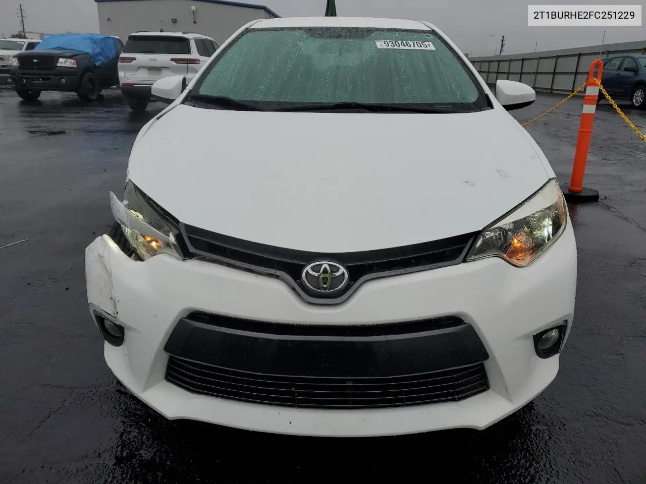 2T1BURHE2FC251229 2015 Toyota Corolla L