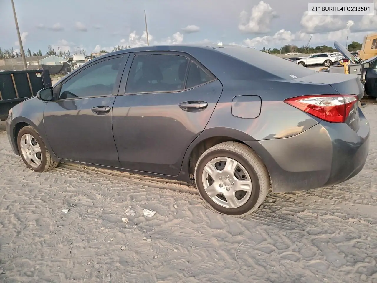 2T1BURHE4FC238501 2015 Toyota Corolla L